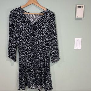 6/$25 Mudd Black and White Mini Dress